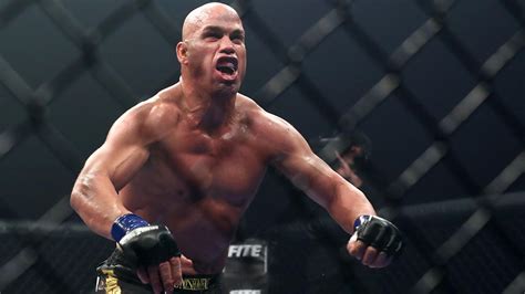 tito ortiz retires after two decades of fighting mma uk