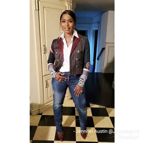 Angela Bassett Wore Dsquared2 Pre Fall 2020 Look While Promoting New Disneys ‘soul Film