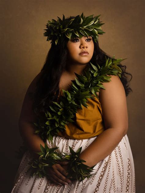 HAWAIIAN LEGACY PORTRAITS By Mapuana Reed Hawaiian Hairstyles Hawaiian Woman Hawaiian Girls