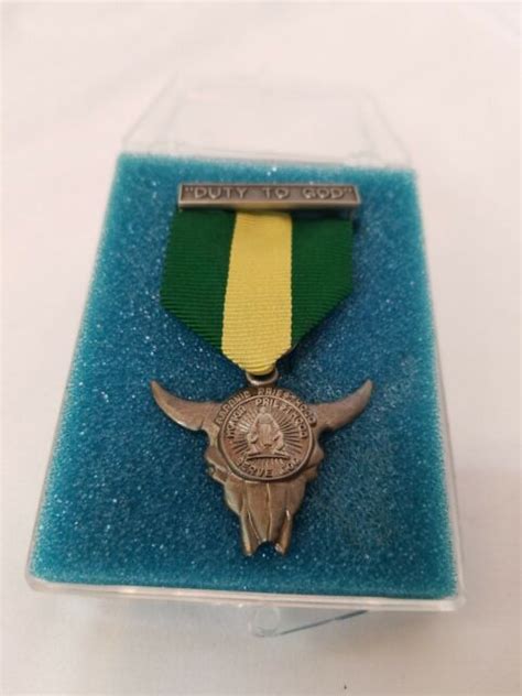 Boy Scout Duty To God Mormon Lds Aaronic Bsa Pin Medal Award In Case