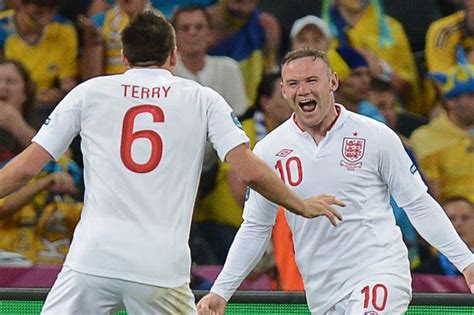 Wayne rooney marked his england return with the goal that secured a place in euro 2012's last eight. England 1-0 Ukraine match report: Wayne Rooney scores on ...