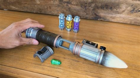 Photos Video First Impressions Of Custom Built Lightsabers From Savi