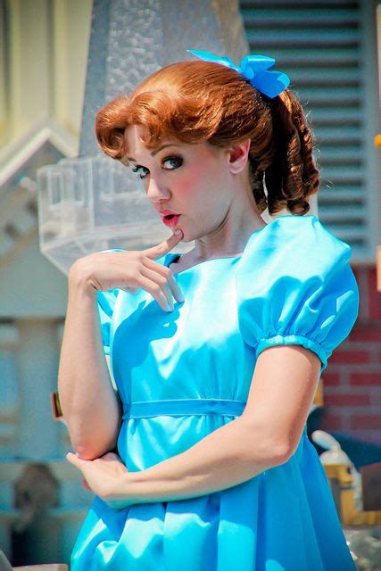 Wendy Disney Cosplay Disney World Pictures Disney Face Characters
