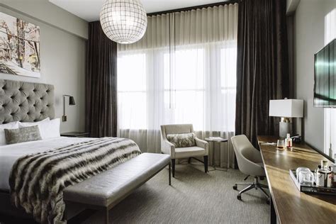 Hotel Covington Cincinnati Riverfront In Covington Ky Room Deals