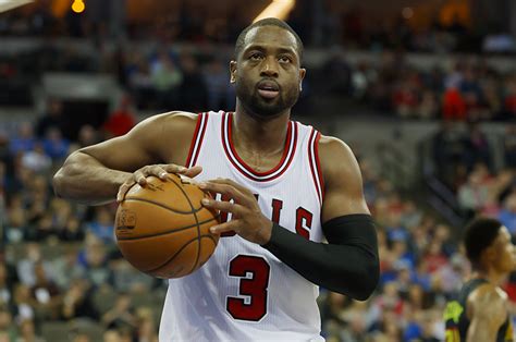 dwyane wade set to sign with the cleveland cavaliers sportzbonanza