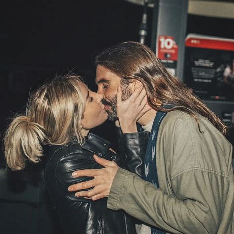 Why Do We Kiss Science Says