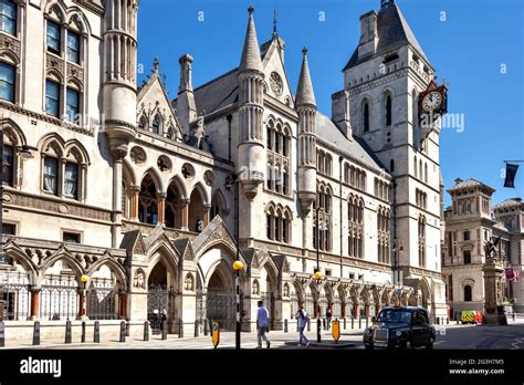 London England Royal Courts Of Justice Or Law Courts The Strand The