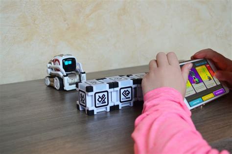 Anki Cozmo Robot Review A Clever Way To Teach Kids Coding