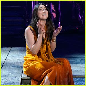 Watch Sara Bareilles Sing I Dont Know How To Love Him In Jesus