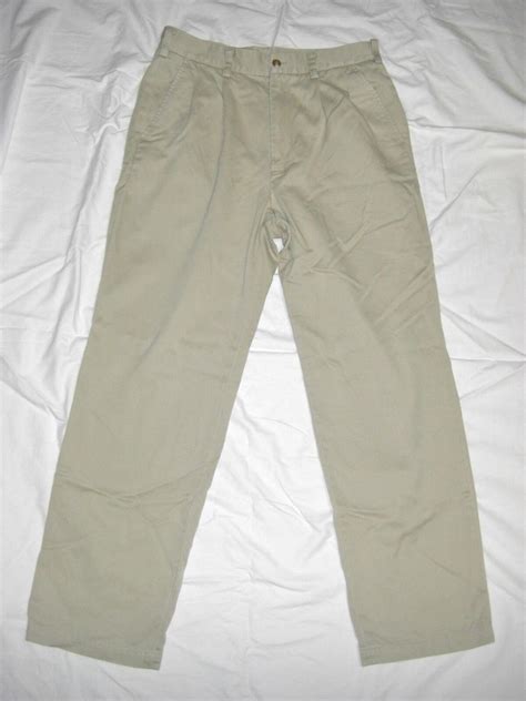 Filechino Pants Wikimedia Commons