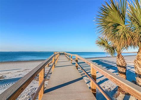 But only as the party is getting started guests arrive to break up their moment that is good. Forever Summer UPDATED 2020: 1 Bedroom Apartment in Tybee ...