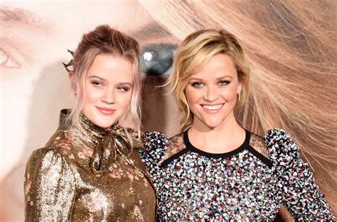 Ava Phillippe Reese Witherspoons Daughter Made Her Debut In Paris