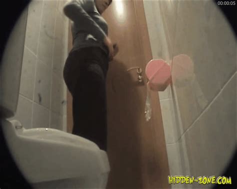 Pissing Voyeur Spy Camera For Peeing Girls Page