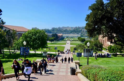 Le Campus De Ucla University Of California Los Angeles