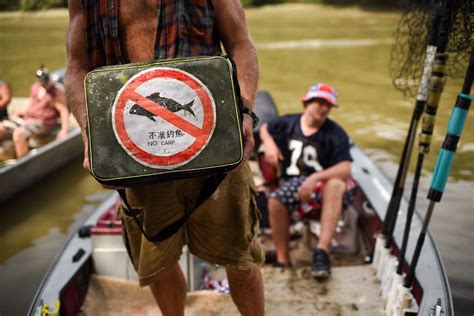 The Wildest Moments From A Weekend Of Redneck Fishin Photos Gq