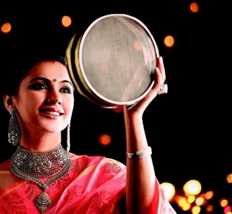 Karva Chauth Special Beautiful Tips You Must Follow To Look Amazing