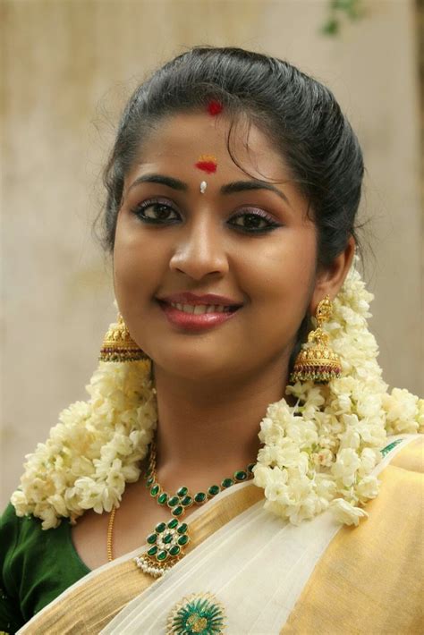 Actress Hd Gallery Navya Nair Kannada Actress Latest Saree Photo Gallery