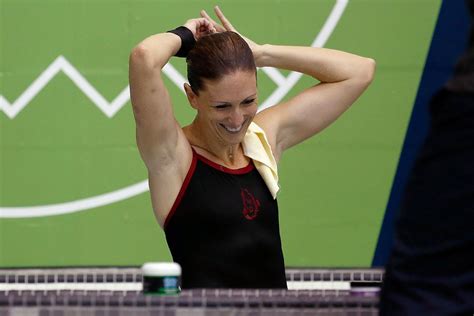 Mom Of 4 Laura Wilkinson Trying For Olympic Diving Comeback At Age 43