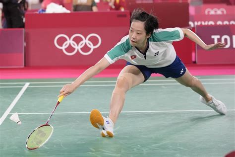 Womens Singles Badminton Japan S Yamaguchi Off To Winning Olympic Start In Badminton Women S