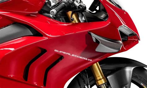 Superleggera ducati v4 world exclusive first ride. Ducati Superleggera V4 confirmed