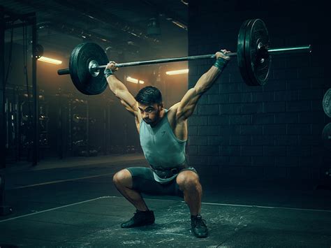 4 Tips To Improve Your Snatch Olympic Weightlifting Gymshark Central