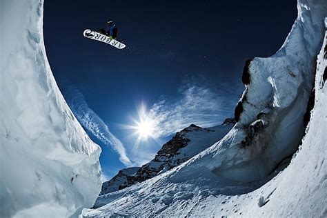 Awesome Snowboarding Action Photography