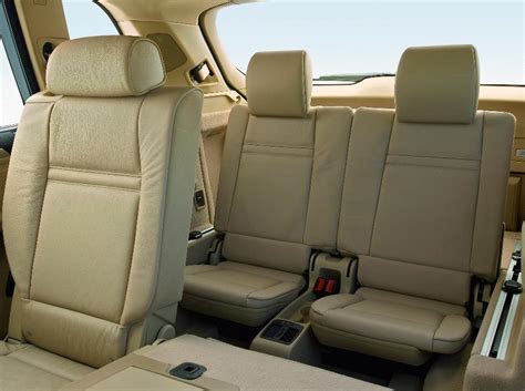 Experience your ride with a panoramic roof that leaves the open skies at your fingertips. The X5 is beautiful, but the 3rd row seat is a joke. - Xoutpost.com