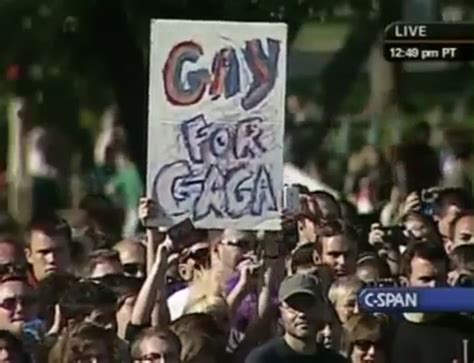 lady gaga delivers a speech at the national equality march lgbt image 21526875 fanpop
