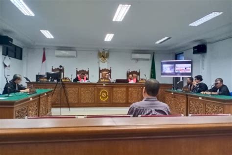Berbeda Dengan Fajri Empat Terdakwa Kasus Jembatan Kuala Gigieng