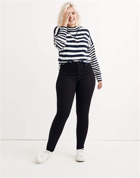 9 mid rise skinny jeans in isko stay black™ curvy outfits plus size outfits casual outfits