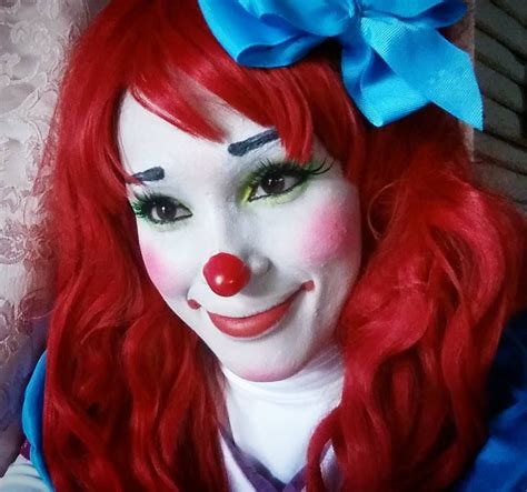 White Face Female Clown Clown Faces Halloween Makeup Clown