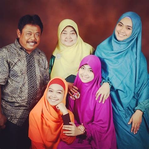Ricis channel 12.071 views1 year ago. PROFIL OKI SETIANA DEWI PALING BARU 2015, MENIKAH , PASCA ...