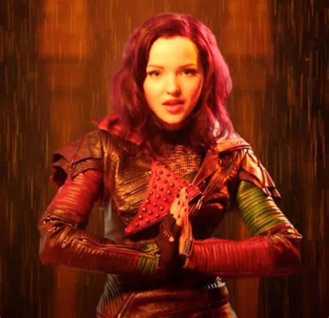 Dove Cameron Gives Genie In A Bottle The Descendants Treatment Oh