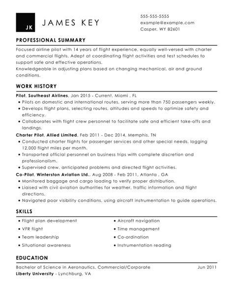 Best Pilot Resume Examples To Use In