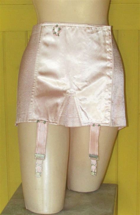 Vintage 1930s Flapper Girdle Modart Pink Satin Garters Unworn Deco Orig