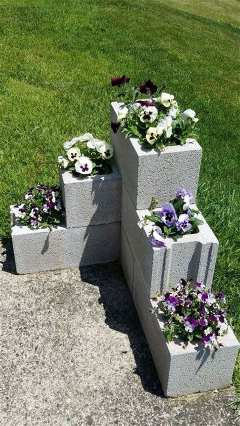 And now, people are building innovative and inexpensive outdoor furniture (benches, shelves, tables, and more) out of another unexpected material from your home improvement store: 32 Unique Cinder Block Planter Ideas - Unique Balcony ...
