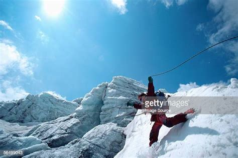 Mountain Climbing Accident Photos And Premium High Res Pictures Getty