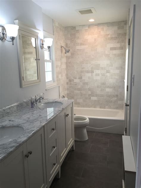 30 Gray And White Bathroom Ideas Decoomo