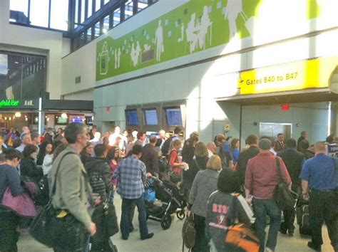 Terminal At Newark Airport Evacuated After Man Enters Secure Area