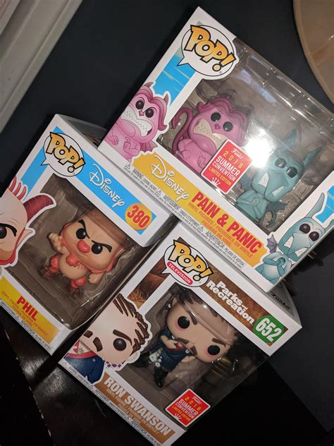 funko shop and hot topic haul there was a lot of new releases and sdcc pops at gamestop and hot