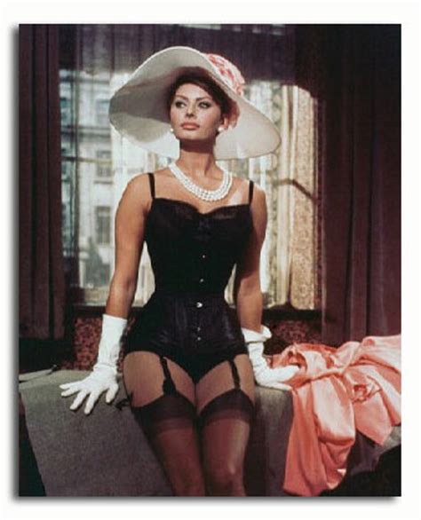 Ss3216707 Filmbild Von Sophia Loren Promi Fotos Und Poster Bei