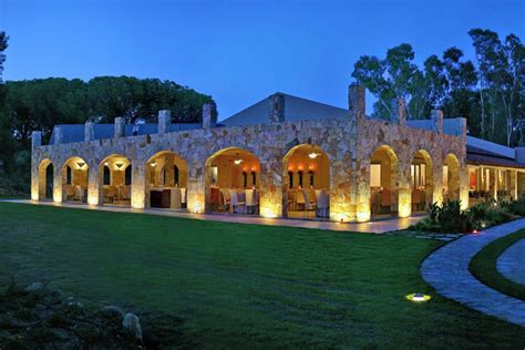 9 193 698 525 руб. Hotel Flamingo **** Santa Margherita di Pula - 193.698 Ft-tól