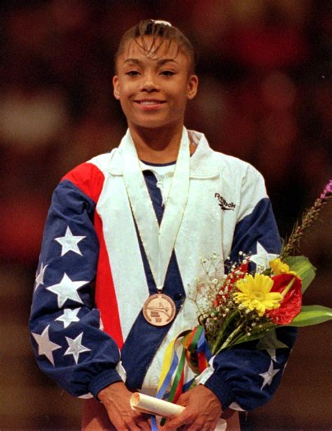 Former Olympic Gymnast Dominique Dawes Announces Shes Pregnant With Twins