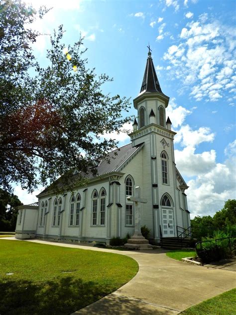 The Texas Painted Churches That Made Oprahs List A Wandering Web