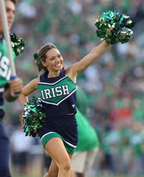 20 Photos Of The Hottest Notre Dame Cheerleaders In 2013 College Football Season Football