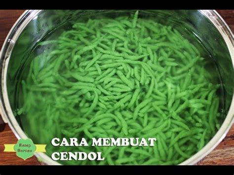 Biarkan cendol jatuh ke dalam air es dan biarkan cendol. Bahan- bahan: 1 kebat daun cendol/ suji 150 gram tepung ...