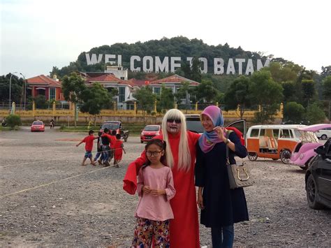 Welcome To Batam Dan Alun Alun Engku Putri Batam Centre