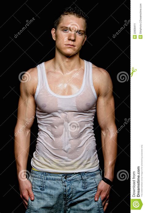 Spier Jonge Sexy Mens In De Witte Natte T Shirt Stock Afbeelding