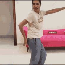 Surekha Vani Bra Less Bouncing Boobs Gif Surekha Vani Bra Less Bouncing Boobs Discover