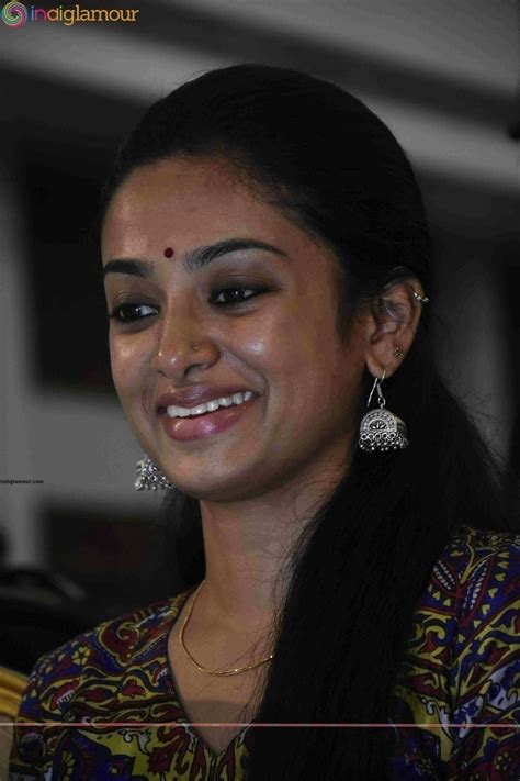 Gauthami Nair Actress Hd Photosimagespics And Stills
